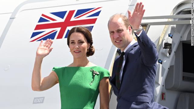 Queen Elizabeth II and United States President Joe Biden