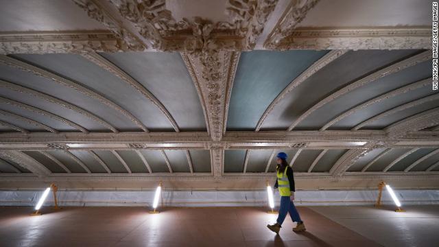 Crucial work has been taking place on the roof of the Picture Gallery. 