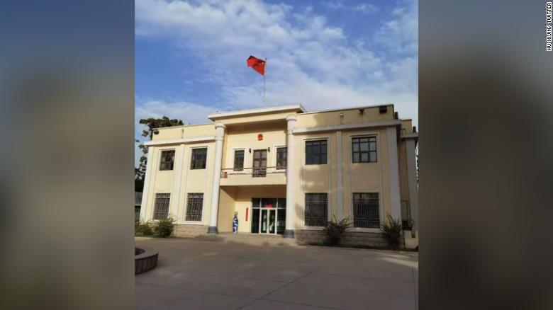 The Chinese national flag flies above the Chinese embassy in Kabul, Afghanistan, on August 17.