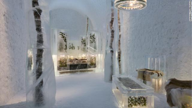 Sweden's ICEHOTEL has just unveiled a brand new suite designed by Prince Carl Philip of Sweden and his business partner Oscar Kylberg.