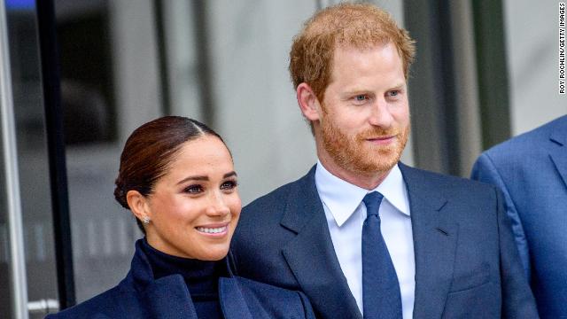 Harry and Meghan visit One World Observatory on September 23, 2021 in New York City.