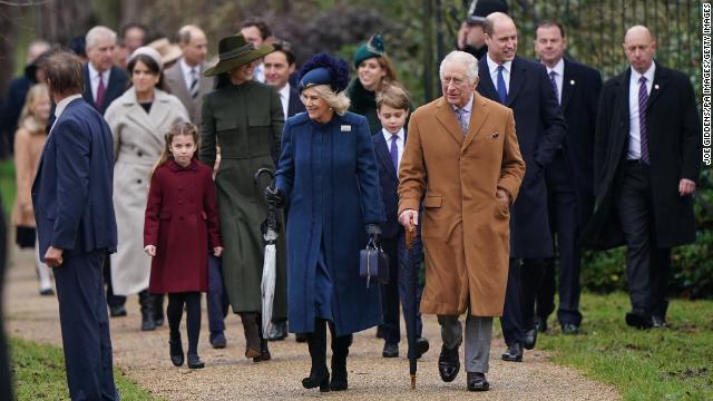 The royal family resumed its tradition of gathering at St Mary Magdalene Church on the Sandringham estate in Norfolk on Christmas Day.