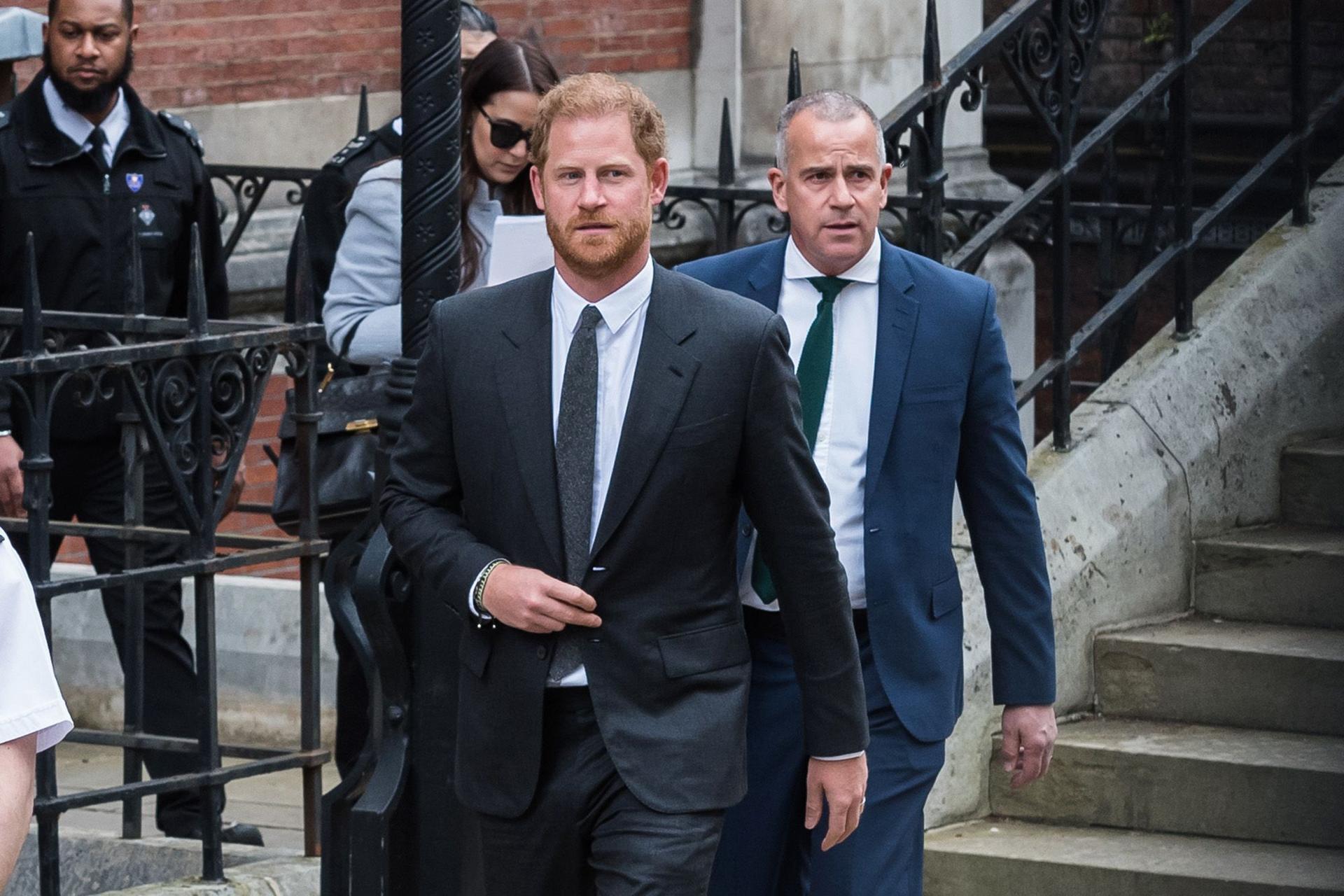  The Duke of Sussex retursn to the UK for preliminary hearings in his privacy case against Associated Newspapers Limited in March. 