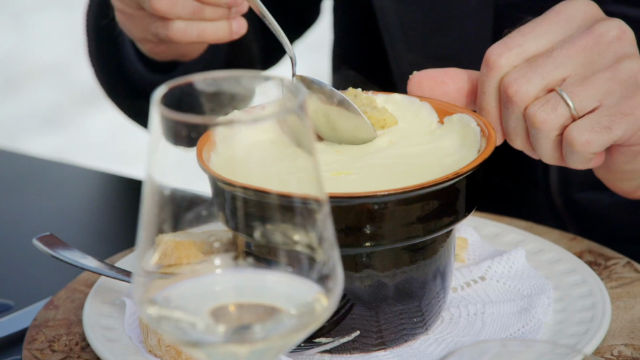 Italian fondue called fonduta