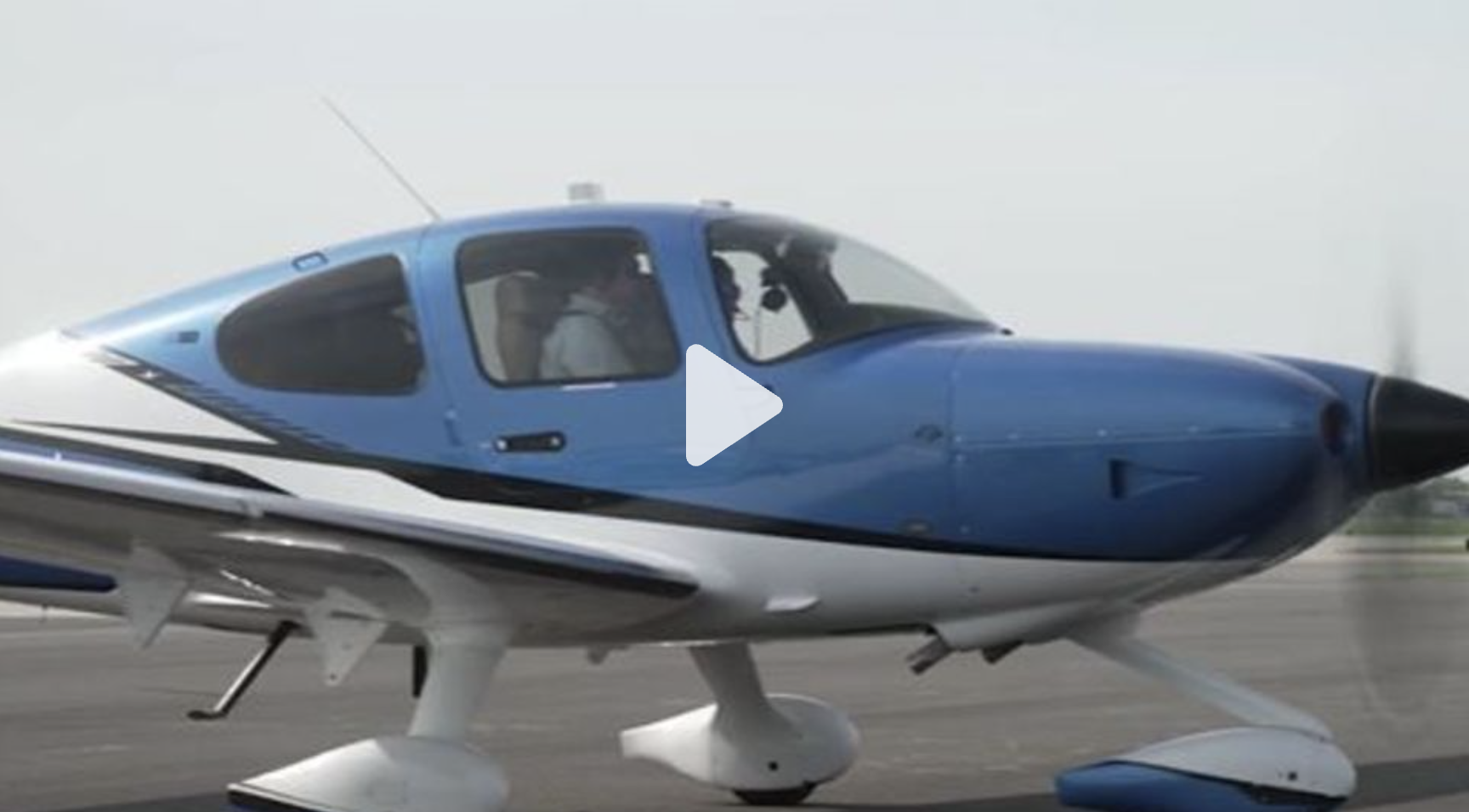 Self-landing plane
