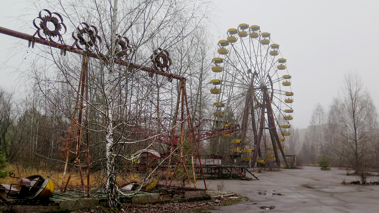 Abandoned theme parks