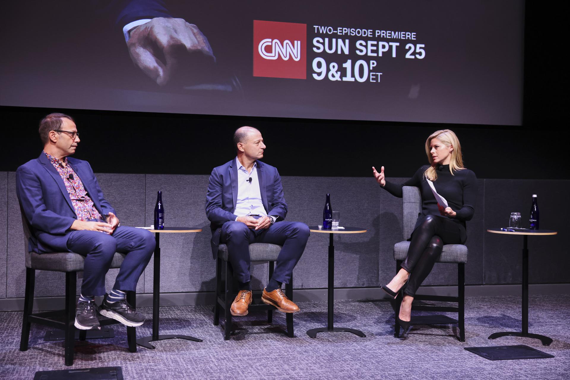  CNN anchor Kate Bolduan speaks with Jonathan Mahler and Jim Rutenberg