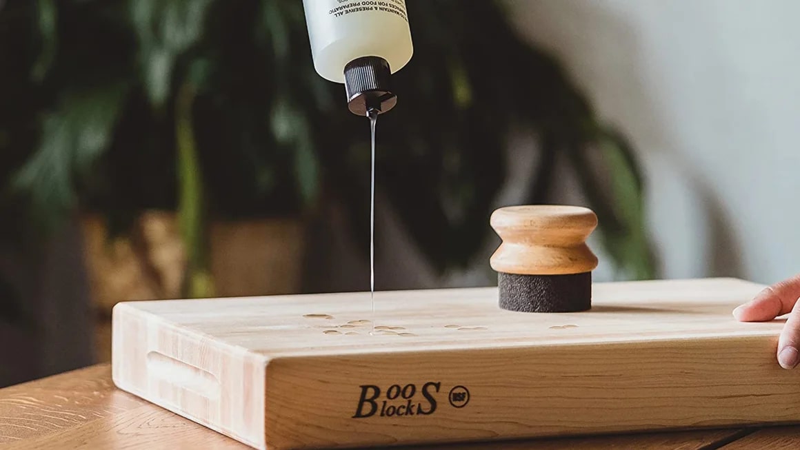 Wooden cutting board