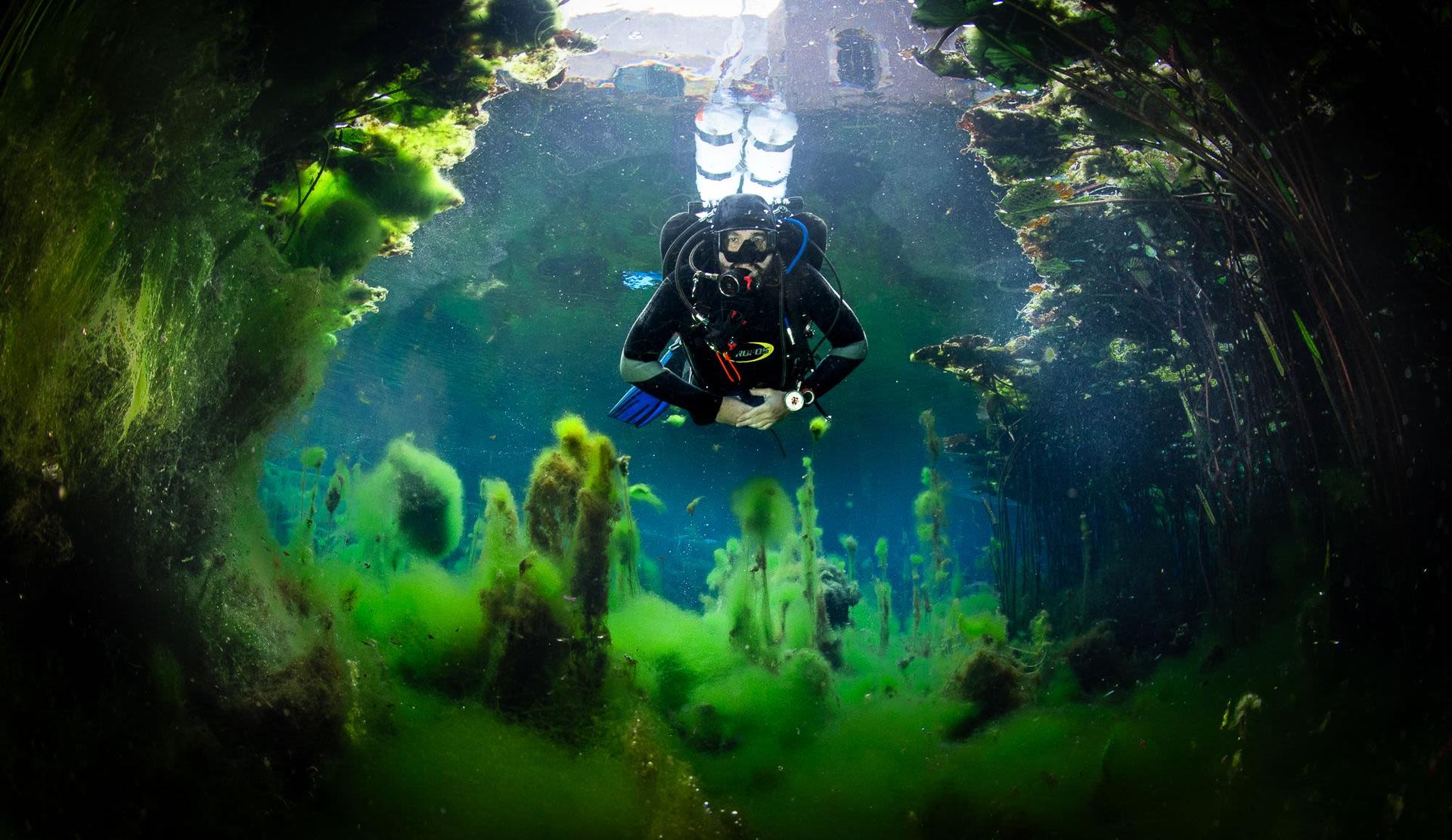 Underwater cave system